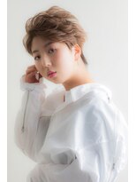 ジャン クロード ビギン 表参道店(JEAN CLAUDE BIGUINE)&nbsp;モードなハイトーンショート  20代30代40代