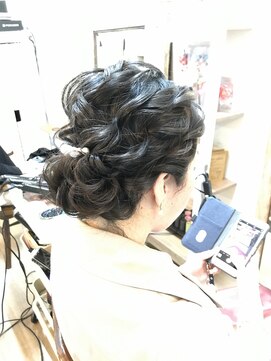 ロカット サロン(Roquat Salon) ウェーブシニヨンアレンジ【ヘアアレンジ　立川南/立川/八王子】