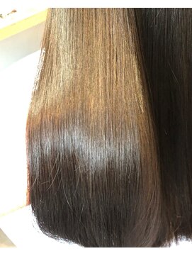 ルッソ チアロ(Lusso chiaro) Lussoオリジナル髪質改善トリートメント/30代40代50代