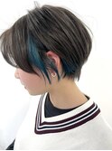 ターコイズブルー×大人モノグレージュ