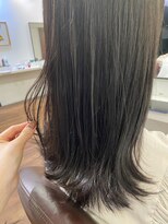 インビテーション(invitation) 秋冬カラー◎アッシュオリーブ