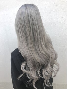 ライブトレア(LIVE TOREA) ホワイトアッシュエクステ