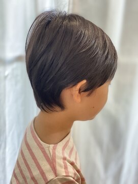 ツムグ 代官山店(TUMUGU) 30代40代50代×グレージュカラー白髪ぼかし×小顔ショート代官山