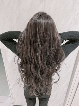 リー 京橋(Lee) 店長今里☆ロングにホワイトハイライト☆