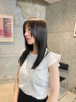 ケイシー(casey)&nbsp;顔まわりレイヤーストレートスタイル