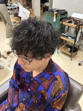 ビアリッツ(Biarritz) ショートウルフ波巻きパーマ