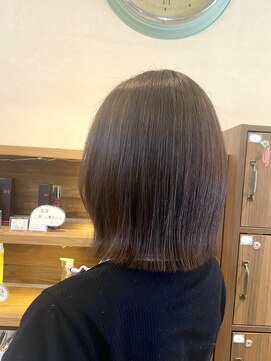 ココカラヘアー ニコ(cococara hair nico) 切りっぱなしボブ/グレージュ/オリーブ/髪質改善