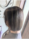 白髪ぼかしハイライト×ボブ