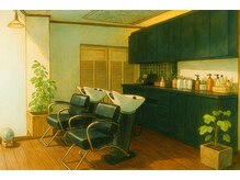 イストリムサロン(ISTORYM Salon)の雰囲気（明るい日差し降り注ぐ店内。）