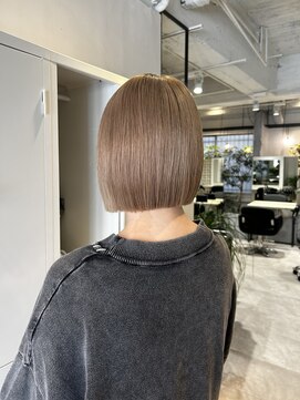 エイト 北千住店(EIGHT) ミルクティーベージュ×ミニボブ