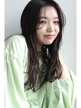 カルマ ヘアー(calma hair) 艶感ルーズウェーブロング