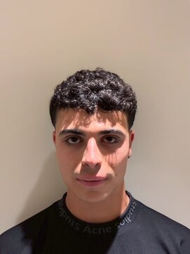 ダンヒルバーバー(dunhill BARBER) マレッドヘア<理容室>[メンズ/シェービング/床屋/銀座]