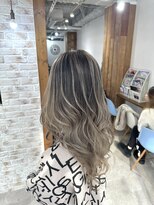 ルートヘアー(Root Hair)&nbsp;ブリーチカラー/バレイヤージュ／ブリーチ