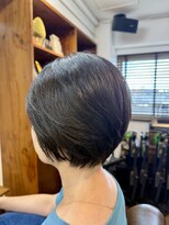 ヘアーサロン ラフリジー(Loufreasy)&nbsp;大人女性の美シルエット｜艶感丸みショート