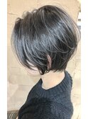 【ディープカラー×王道ショートボブ】