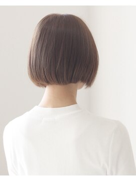 リリー ヘアー デザイン(LILY HAIR DESIGN) 透明感のあるベージュカラー