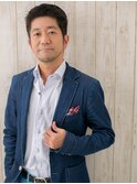 アップバングのツーブロック爽やかショートF