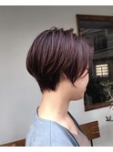 センター分けショートボブスタイル！