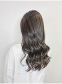 ヨシンモリで韓国ヘアー◎ハイライト×ツヤ髪アッシュブラウン