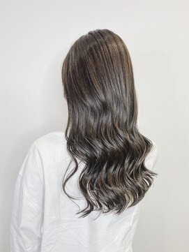 チェレ オレ 新金岡店(Chere ore) ヨシンモリで韓国ヘアー◎ハイライト×ツヤ髪アッシュブラウン