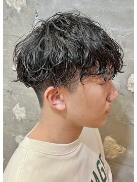 アカ(ACA) メンズカットパーマ波巻ツイストスパイラルパーマ札幌大通