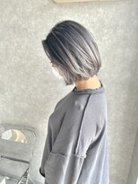 ムード タテマチ(mood tatemachi)&nbsp;あごラインボブ/グレーバレイヤージュ