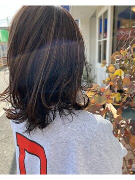 ヘアーエポック(hair epoque) くびレイヤーエモージュ大人かわいいハイライト薄めバングくびれ