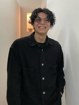 カートバイハイジ(Kurt by Heidi) スパイラルパーマ