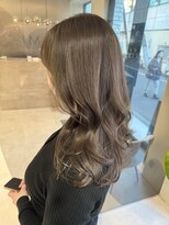 ミズチャーム(Ms.CHARM) レイヤー/韓国ヘア/グレージュ/メルティカラー