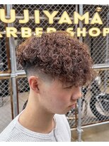 フジヤマ バーバー ショップ(FUJIYAMA BARBER SHOP)&nbsp;スペインカール／フェードパーマ