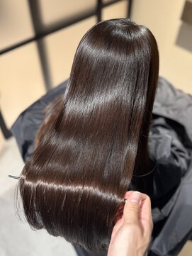 ルナス 福岡天神(LUNAS) 縮毛矯正+髪質改善トリートメント