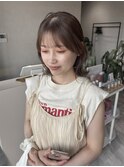 柔らかベージュ
