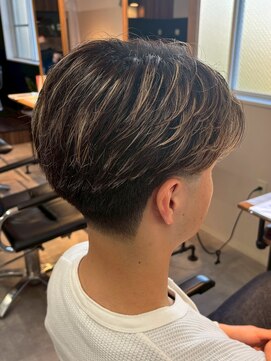 シーフフェード 千葉(Cyf FADE) 千葉駅MEN’S HAIR/サーフカール/刈り上げセンターパート