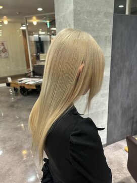 シャラクアクティ(sharaku acty) ホワイトベージュ