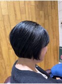 前下がりボブ