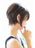 大人女性・黒髪ショート