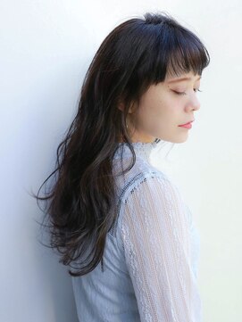 ルティア(Lutia) オン眉 ニュアンスウェーブ★★