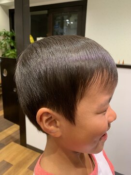 バンズヘアーファミリー(Ban.s Hair Family) ほんのりアシメ