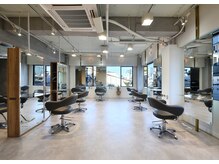 プレスドットサロン 表参道 青山(Press. Salon)の雰囲気（［表参道/青山/髪質改善/ブリーチ無し/ハイライト］）