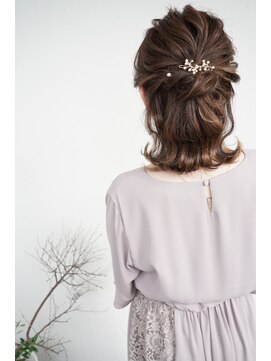 ヘアーアンドメイク ジャム(hair&make Jam) ラフ×ハーフアップ