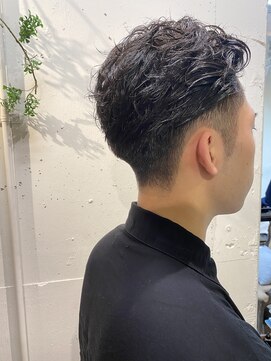 エル(EL by green) 《tomi》ミニフェード×アップバングスタイル