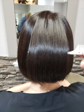 エーアイ 千石 巣鴨 白山店(Ai HAIR) 前下がりショートオンTOKIO