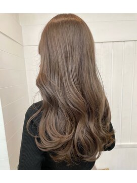 ナンバー アンフィール 渋谷(N° anfeel) 大人かわいいエギョモリ ミルクティーブラウン ひし形シルエット