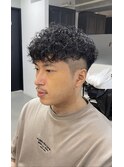ツイスパ　波巻きパーマ　スペインカール