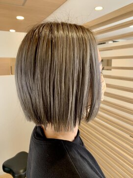 レイ ゆめみ野店(Ray) ぱつっときりっぱなしボブ