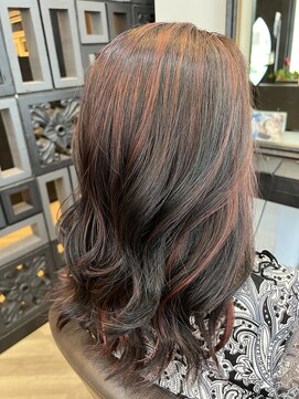 フィッティ(fiti) ピンクレッドハイライト