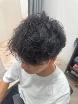 ナンバー ジェミカ 札幌(N° jemica) メンズ韓国マッシュセンターパートニュアンスパーマ