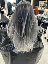 ウェイビーズ(WAVY'S)&nbsp;バレイヤージュ/シルバーアッシュ/グレージュ