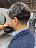 ミニウルフチェリーブラウンホワイトグレージュフェザーパーマ