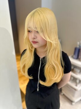 ノラ ウメダ(NORA UMEDA) 【chiaki】抜きっぱなしブロンドハイトーンケアブリーチ髪質改善